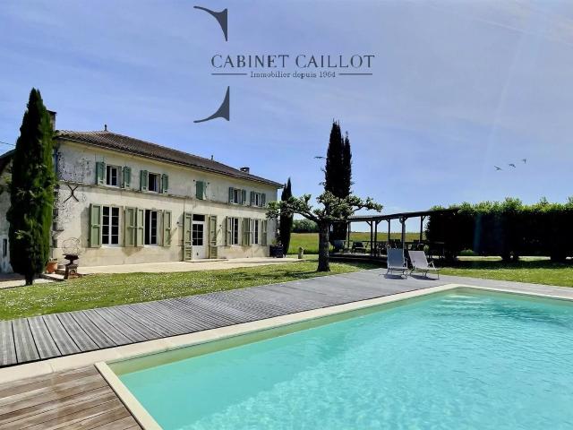 Superbe Maison Charentaise Fléac Sur Seugne réf.61006 286m² Fléac sur Seugne