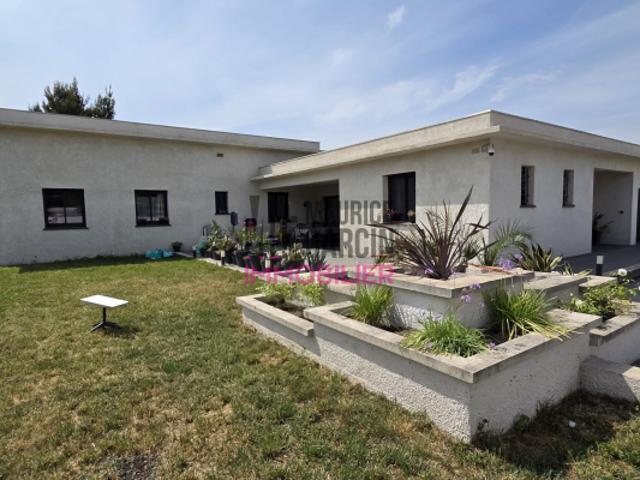 SUPERBE MAISON CONTEMPORAINE DE PLAIN PIED