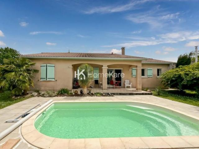 SUPERBE MAISON DANS UN QUARTIER CALME !