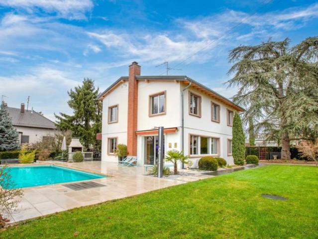 Superbe maison d'architecte de 220m² avec piscine