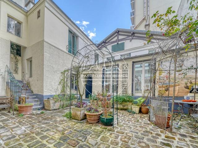 Superbe maison de ville à Paris 14ème !