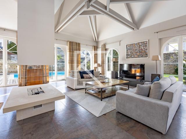 Superbe Maison De Ville Chambre En Rdc 211m² Le Mans