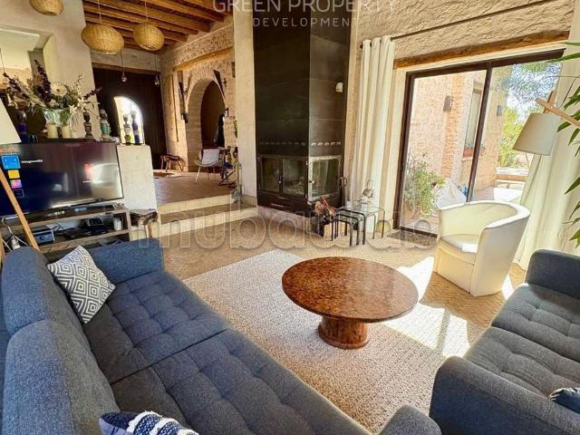 Superbe Maison de Campagne avec Piscine
