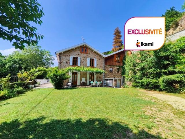 Superbe maison de caractère de 227 m2 à Saint Marcel lès Ann