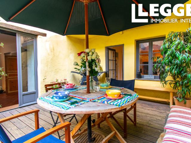 Superbe maison de maître avec 4 chambres, 2 salles de bains, 2 terrasses et une cuisine d'été