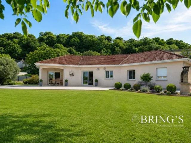 SUPERBE MAISON DE PLAIN PIED 153 m²