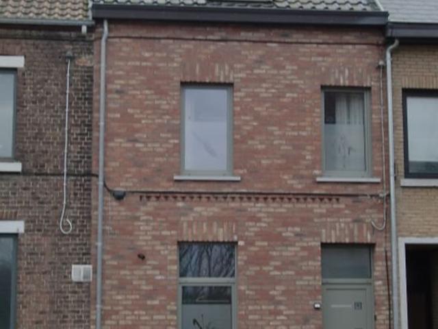 Superbe maison d'habitation récemment rénovée en 2 façades