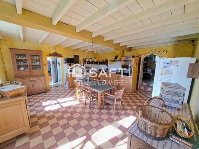 Superbe longère familiale de charme sur plus de 7000 m² de terrain arboré