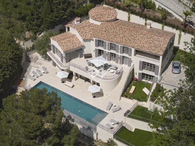 Superbe maison renovée 450m² Le Cannet