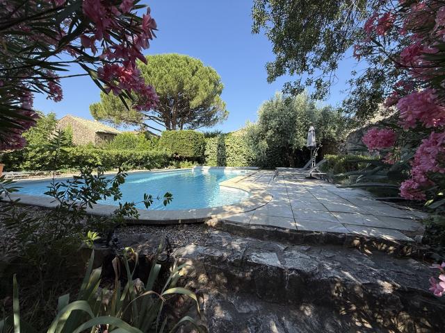 Superbe mas en pierres en bordure d'un adorable village 187m² Saint Paul les Fonts