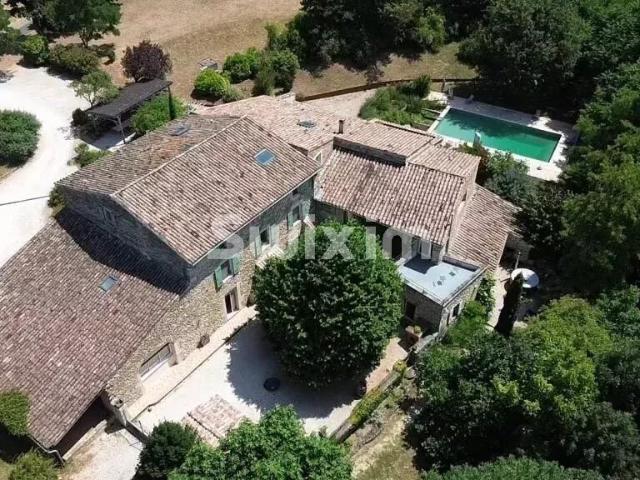 Superbe Mas rénové en 2017 en Drôme Provençale 750m² Pont de Barret