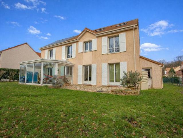Superbe mason familiale 205 m2