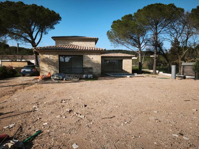 Superbe offre à ne manquer sous aucun prétexte ! Pour amateu. 124m² Vidauban
