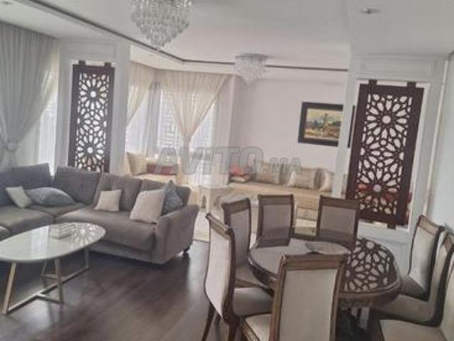 Superbe appartement meublé à Marina de Salé