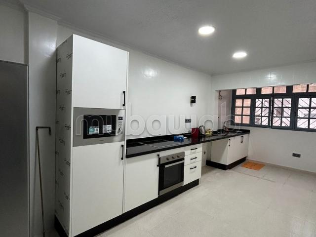 Superbe appartement à louer à Agdal. 2 chambres salon