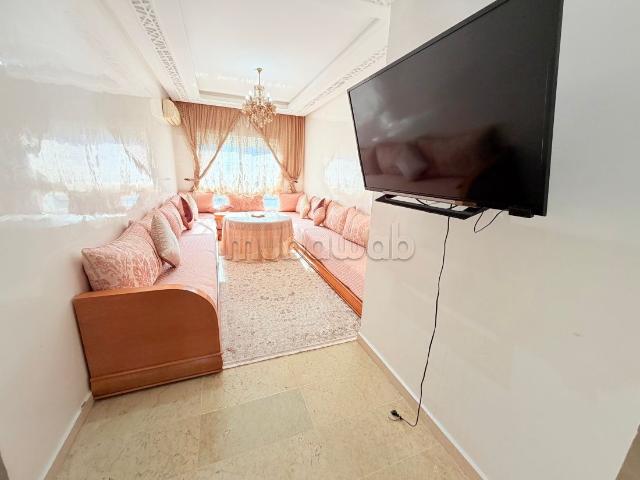 Superbe appartement à louer à Belvédère. 1 Pièce. Terrasse et ascenseur