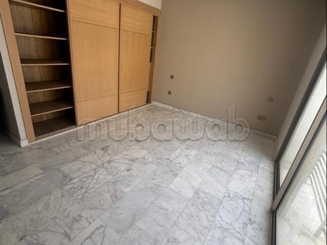 Superbe appartement à louer à Les princesses. 2 pièces confortables