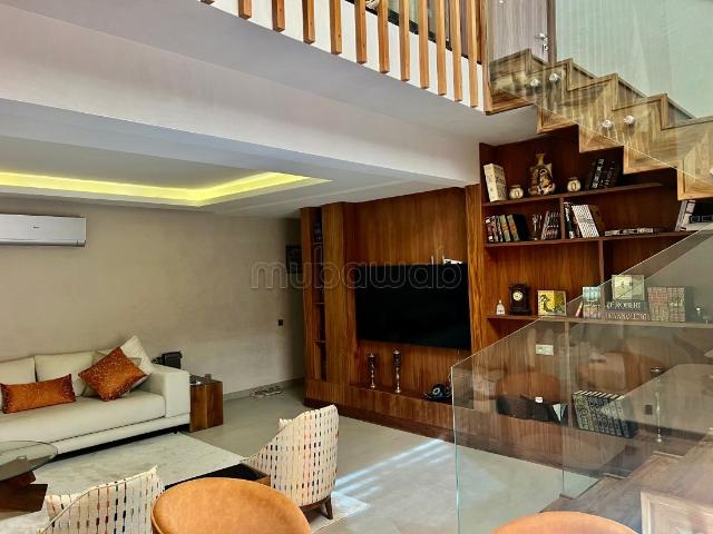 Superbe appartement à vendre à Route Casablanca. Surface de 189 m². Antenne parabolique, résidence sécurisée