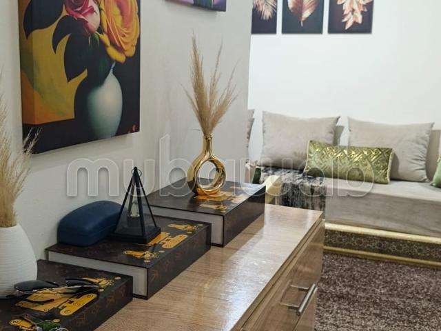 Superbe appartement à vendre à rue aviations sale aayeda. 2 chambres agréables