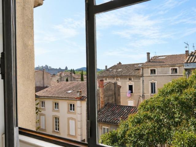 Superbe appartement de caractère avec vue sur la cité de Car