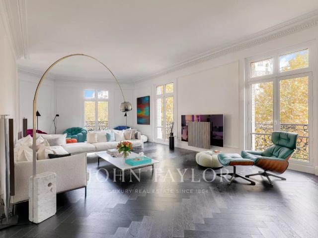 Superbe appartement de réception et familial proche H. Martin
