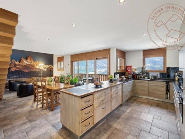 Superbe appartement en duplex de 7.5 pièces à vendre à Val d'Illiez