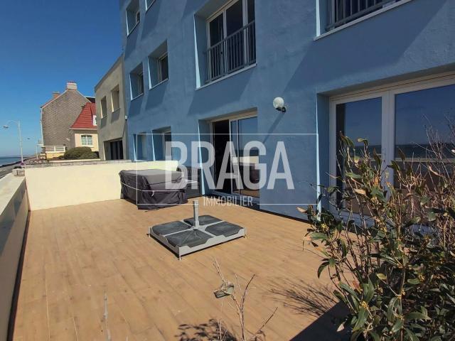 Superbe appartement face à la mer avec Garage