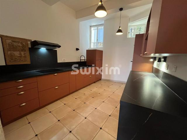 Superbe appartement Grignan centre vue exceptionnelle 160m² Grignan