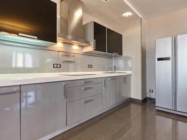 Superbe appartement T4 en étage élevé Bègles