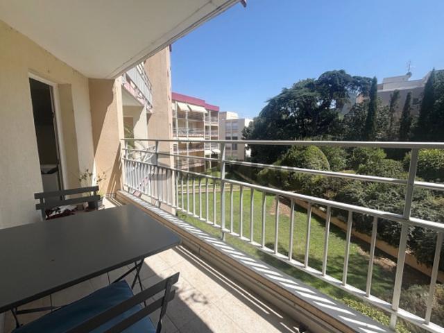 Superbe appartement T4, route de Sauve, quartier Montaury