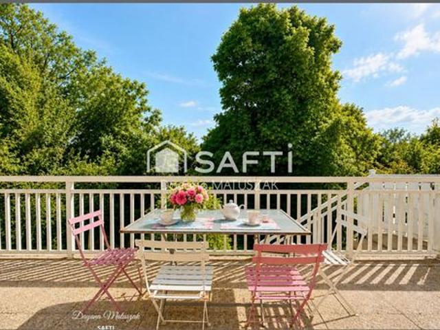 Superbe appartement T4 2015 avec terrasse et jardin
