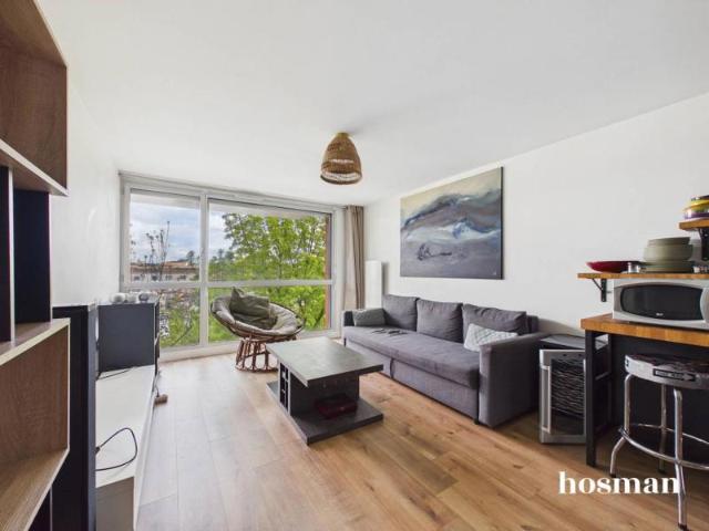 Splendide Appartement T3 de 54,2 m² avec place de parking Cours Saint Louis, Bordeaux