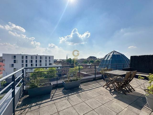 Superbe appartement T3 de 90 m2 dernier étage avec terrasse sud