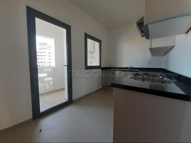 Superbe appartement vide à louer au CFC