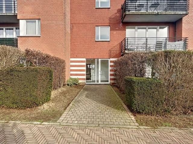 SUPERBE APPARTEMENT 2 CHAMBRES AVEC JARDIN de 52M² + EMPLACE
