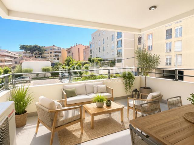 Superbe appartement 2 pièces à vendre à Saint Raphaël Réf 2846