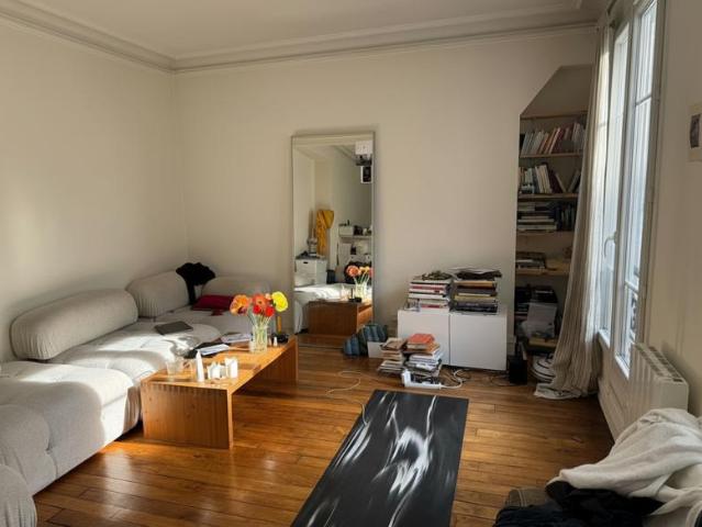 Superbe appartement 2 pièces de 40 m² baigné de lumière Paris