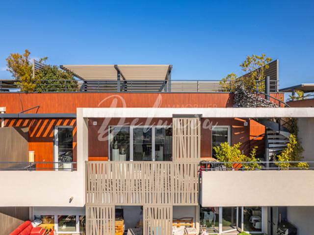 Superbe appartement 4 Pièces avec vue mer, toit terrasse et vaste garage à Fréjus
