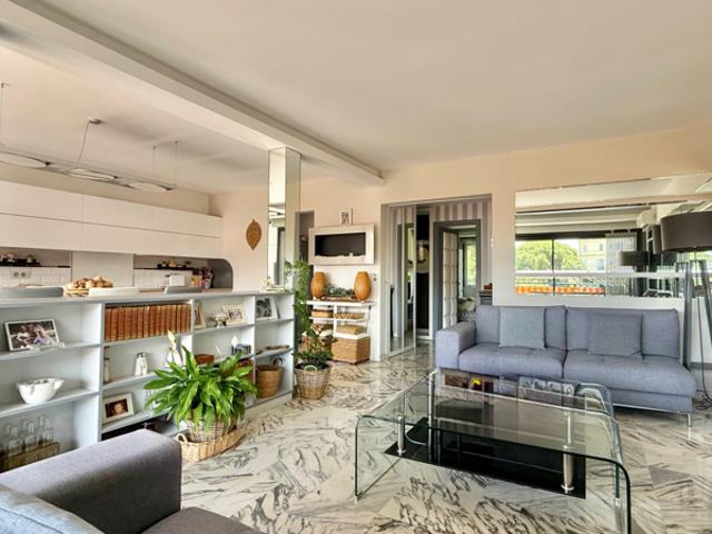 Superbe Appartement 4 Pièces à Cannes Quartier Oxford