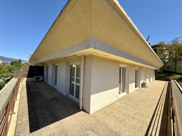 Superbe appartement 5 pièces Entièrement rénové de 95 m2 ave