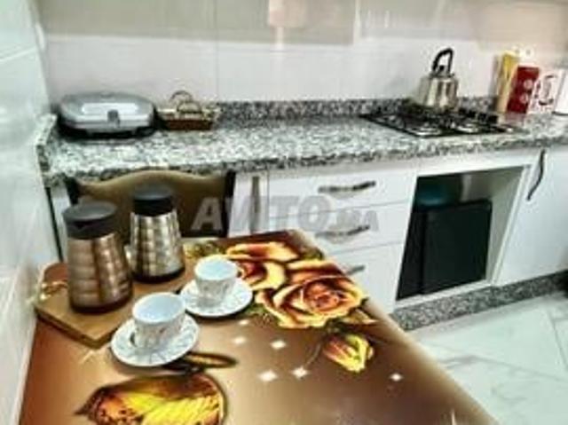 Superbe apprt meublé à Kenitra la ville haute