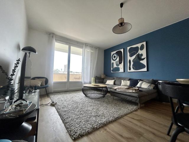 Superbe colocation avec salle d'eau individuelle Lyon5/Limite TASSIN