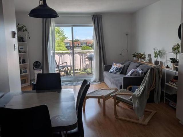 SUPERBE CONDO À LOUER À LÉVIS