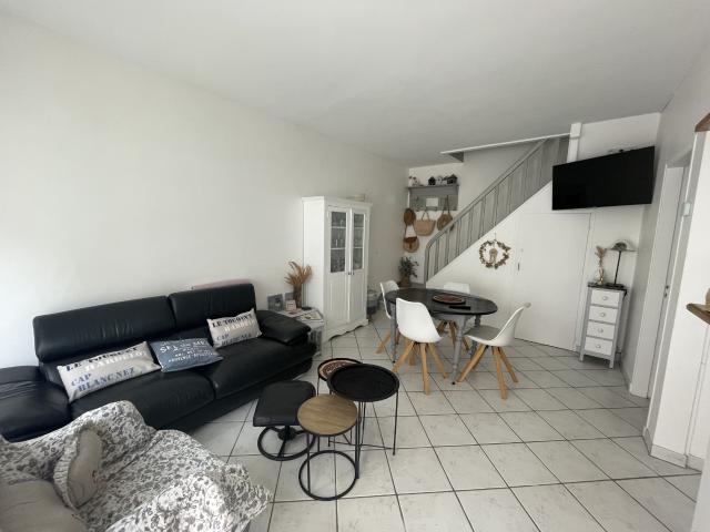 Superbe duplex 2 chambres avec terrasse Proche Rue Saint Jean