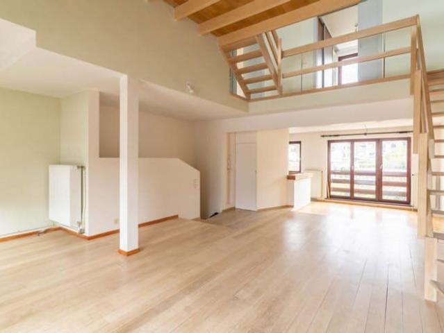 SUPERBE DUPLEX 2CH AVEC TERRASSE ET GARAGE