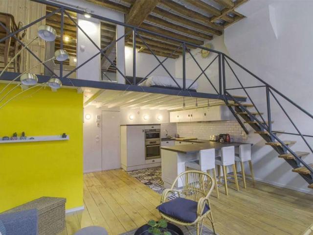 Superbe Duplex T1 Meublé 3★ – Vieux Lille – 50 m²