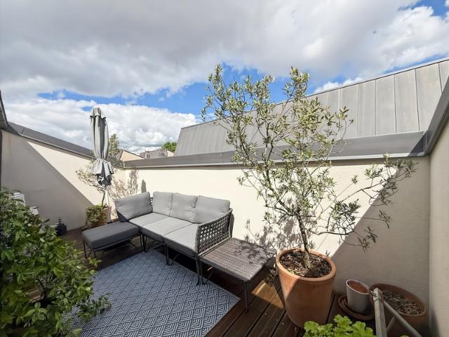 Superbe Duplex T4 Double Terrasse Parking Entre Nansouty et Barrière de Bègles