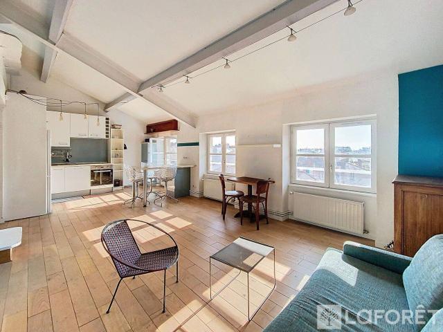 Superbe Duplex Ancien avec Vue sur Fourvière et les Toits de Ly