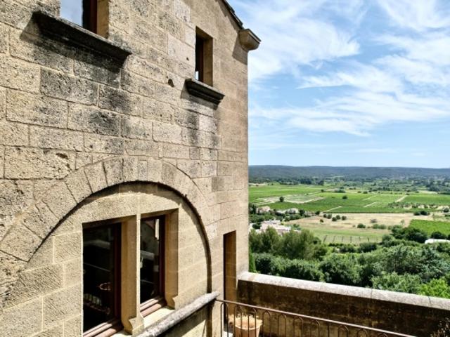 Superbe demeure dans le cœur d'un village recherché
