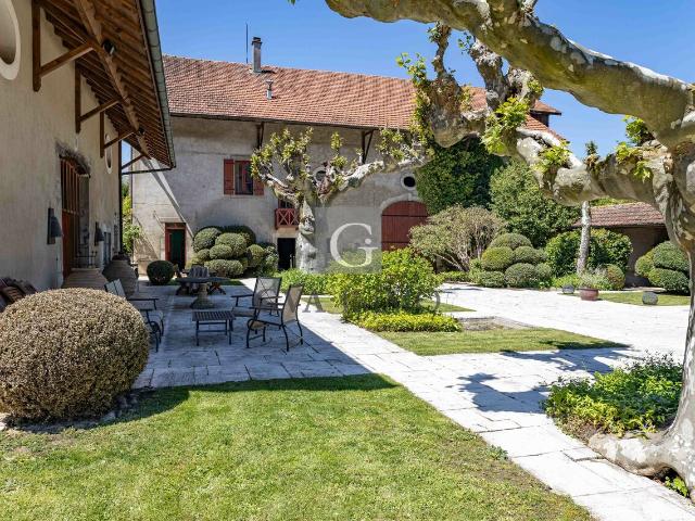 Superbe domaine aux portes de Genève